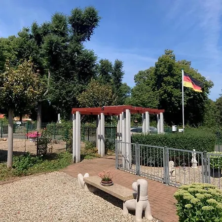 펜션 Neu! Ferienhuette Tiny House Schoningen